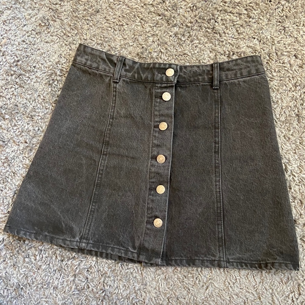 Forever 21 black denim skirt